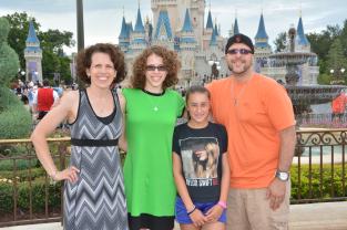 MK_PLAZAGARDENEASTLAWN_20160809_7768220184